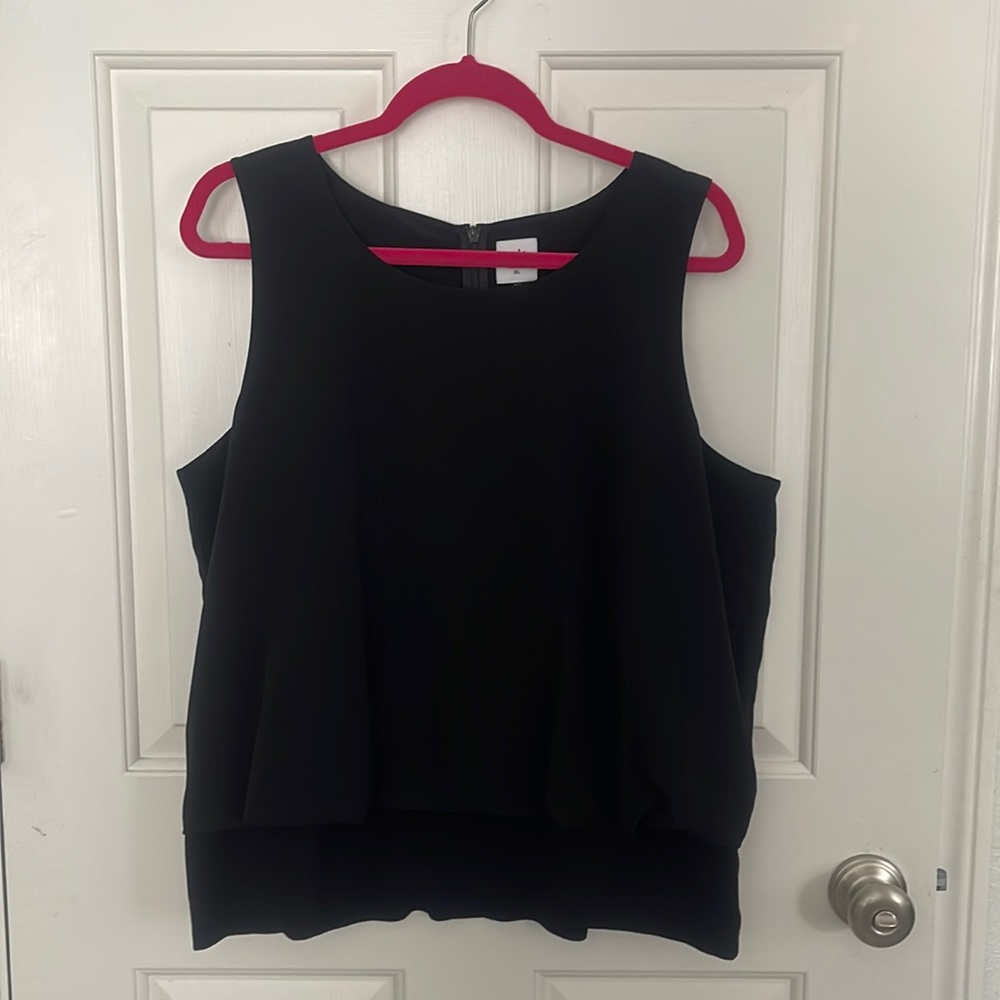 CAbi Sleeveless Blouse XL